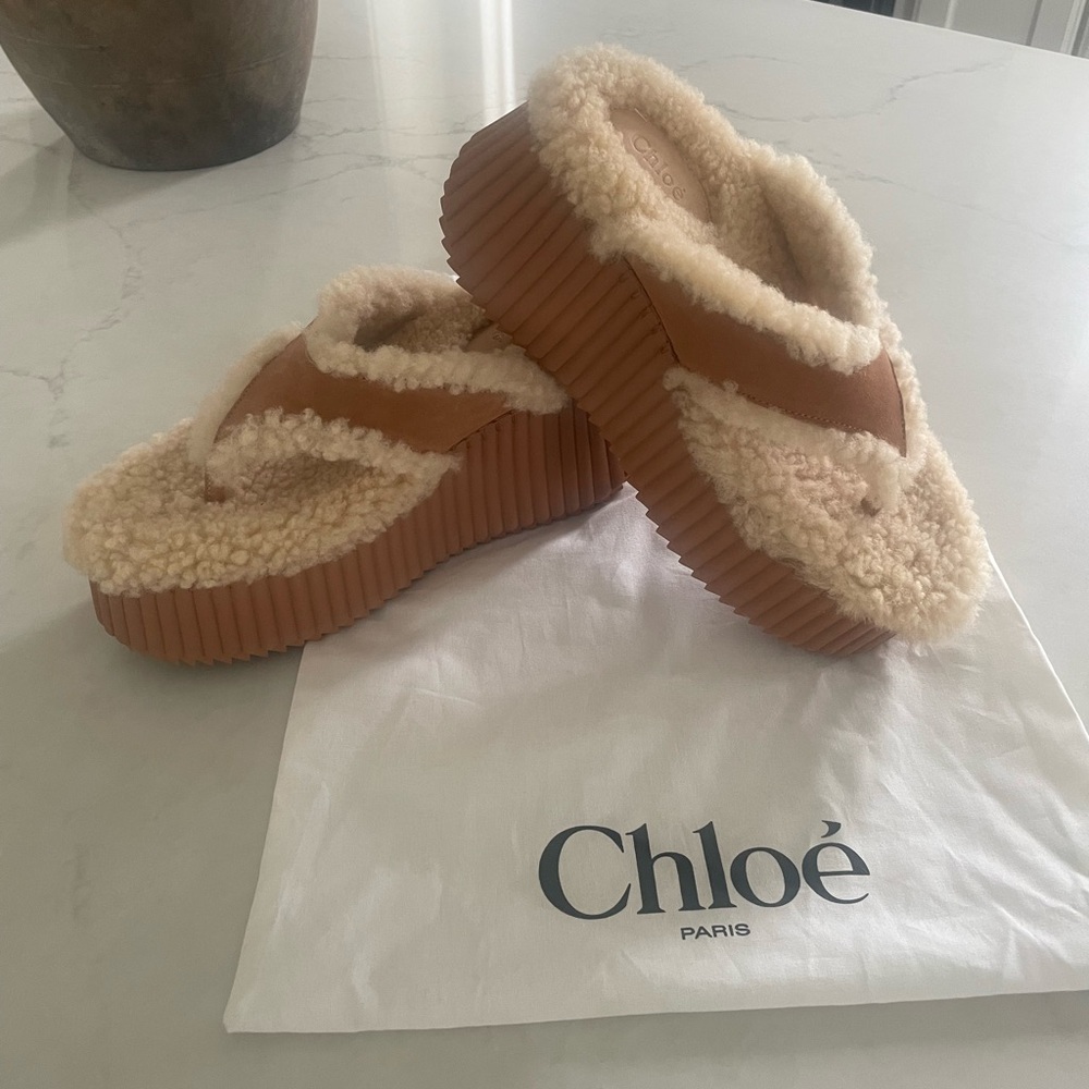 Chloé Nama Shearling Lined Platform Flip Flops - Size 8